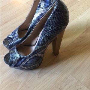 Faux 6” snake skin heels